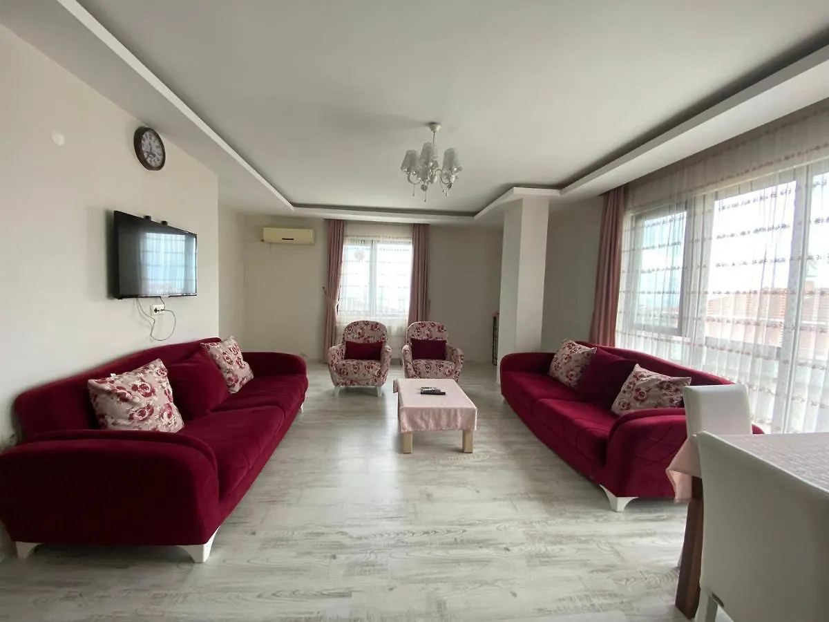 Aparthotel Grand Pera Suite Pelitli